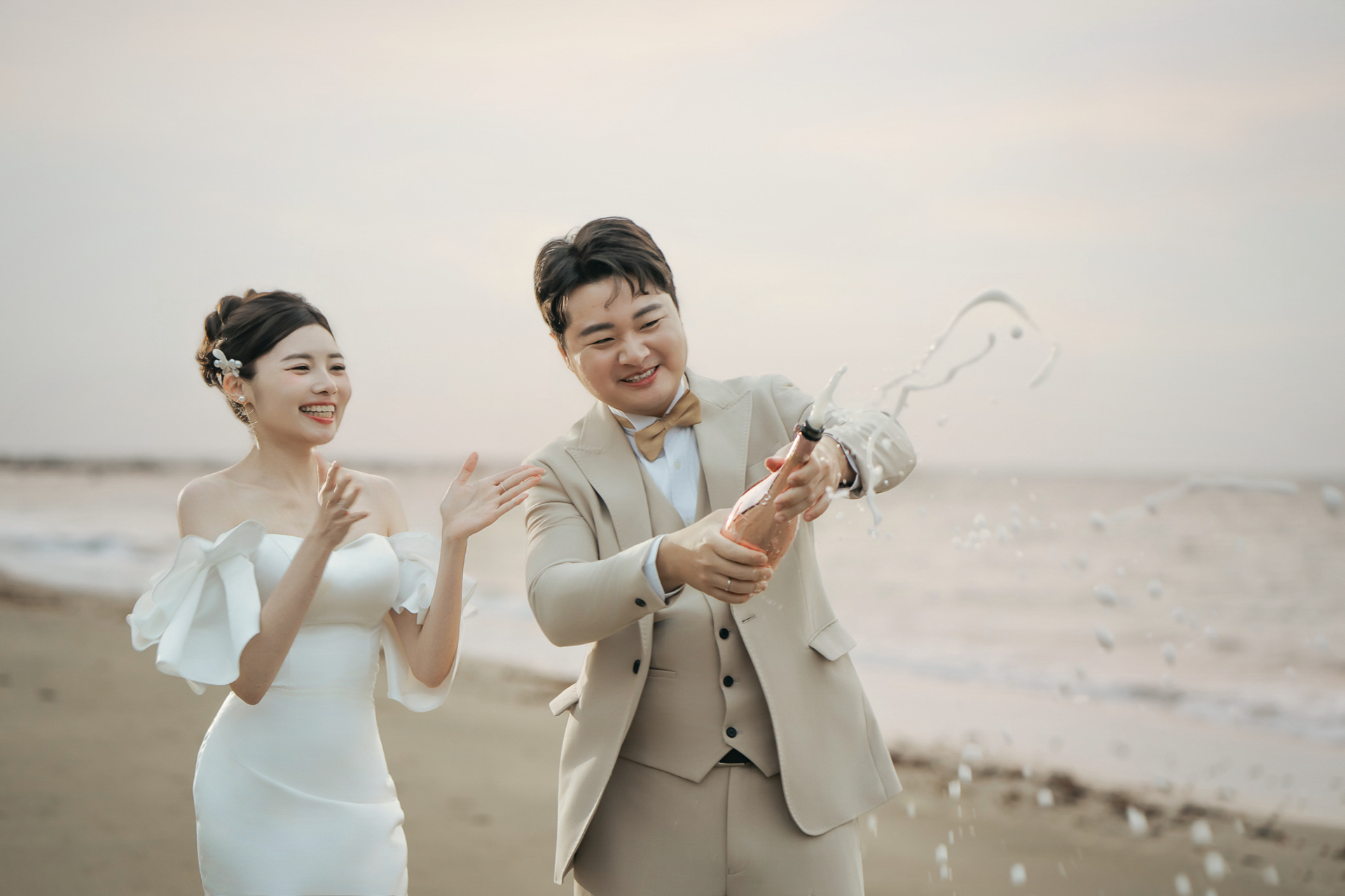 SJwedding鯊魚婚紗婚攝團隊Wesley在台北拍攝的自助婚紗